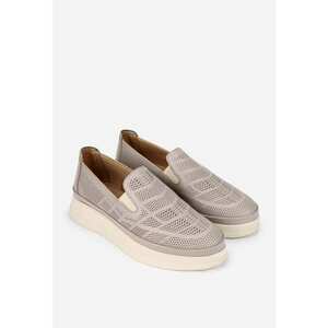 Pantofi dama taupe din piele perforata imagine