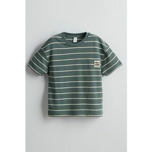 Tricou cu dungi si decolteu rotund imagine