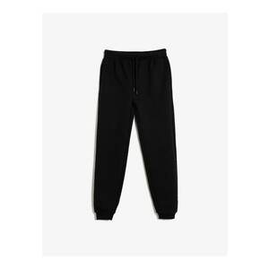 Pantaloni de trening uni cu snur imagine