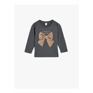 Bluza cu decolteu la baza gatului si imprimeu grafic imagine