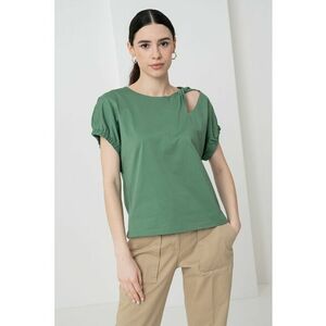 Tricou lejer cu decolteu la baza gatului imagine