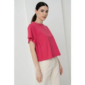 Tricou lejer cu decolteu la baza gatului imagine