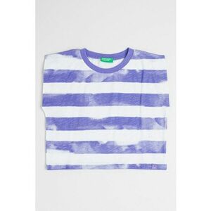 Tricou cu decolteu la baza gatului si model in dungi imagine