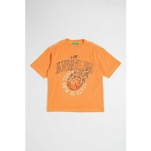 Tricou cu model si decolteu la baza gatului imagine