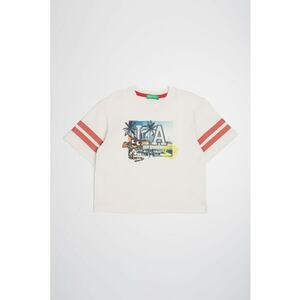 Tricou cu decolteu la baza gatului si imprimeu grafic imagine