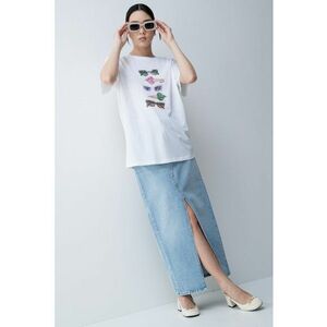 Tricou lejer cu strasuri imagine