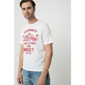 Tricou cu decolteu la baza gatului si imprimeu imagine