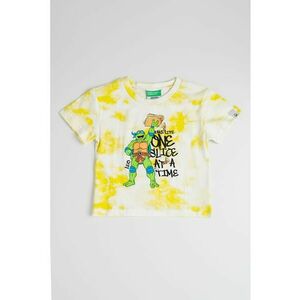 Tricou cu model si decolteu la baza gatului imagine