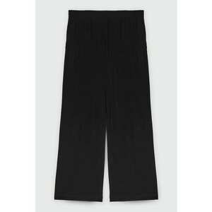 Pantaloni cu croiala ampla si talie inalta imagine