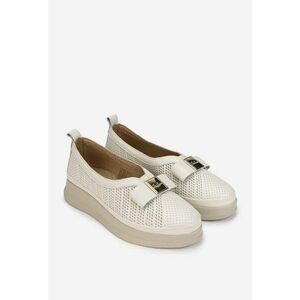 Pantofi dama bej cu ornament imagine