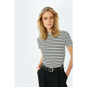 Tricou cu dungi imagine