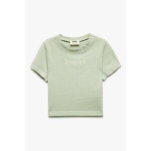 Tricou cu decolteu la baza gatului si broderie text imagine