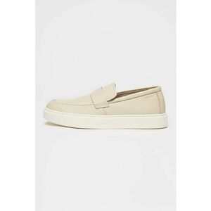 Pantofi loafer din piele cu varf rotund imagine