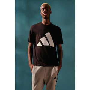Tricou cu decolteu la baza gatului si imprimeu logo imagine