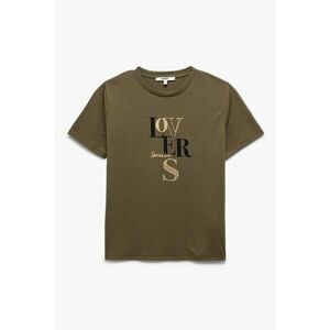 Tricou cu decolteu la baza gatului si imprimeu text imagine