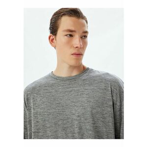 Tricou supradimensionat cu decolteu la baza gatului imagine