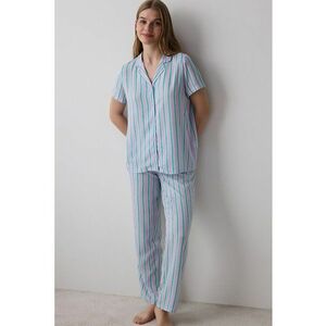 Pijama cu nasturi si model in dungi imagine
