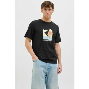 Tricou cu decolteu la baza gatului si imprimeu imagine