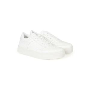 Pantofi sport cu monograma stantata - imagine