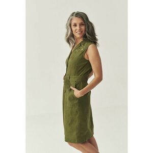Rochie-camasa midi din in imagine