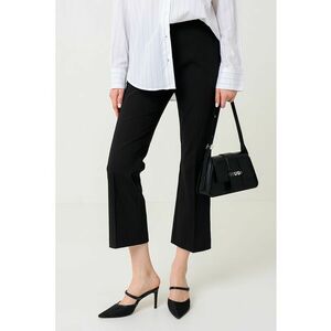 Pantaloni crop evazati imagine