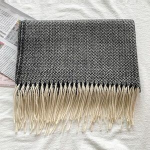 Esarfa Eliss - Gri/Negru KP11954 imagine