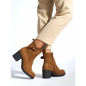 Botine maro la modă pentru femei cu toc lat imagine