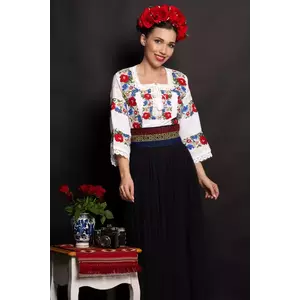 Brau traditional tricolor cu simbulul inimii brodat imagine