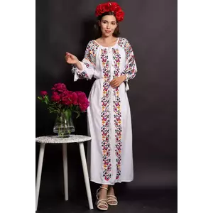 Rochie traditionala alba din vascoza Fernanda cu broderie florala imagine