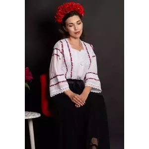 Ie bucovineana alba din bumbac cu floricele brodate imagine