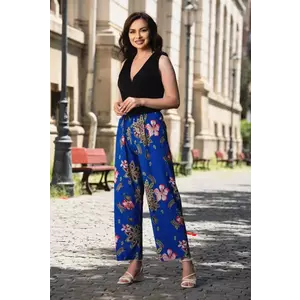 Salopeta casual cu pantalon albastru evazat si imprimeu floral imagine