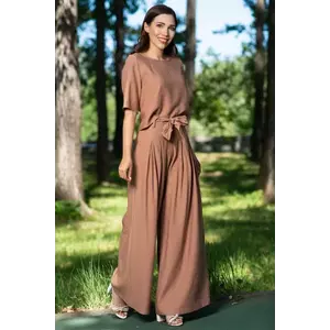 Compleu dama bej din vascoza cu pantaloni evazati imagine