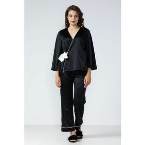 Pijama din satin cu croiala petrecuta imagine
