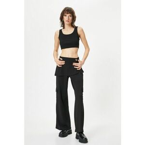 Pantaloni cargo cu croiala ampla imagine