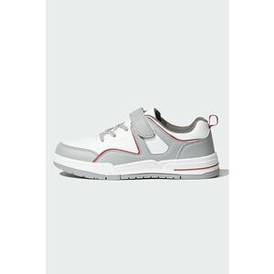 Pantofi sport din piele ecologica cu velcro imagine