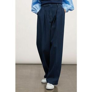Pantaloni cu croiala ampla si dungi imagine