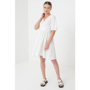 Rochie cu croiala in A si decolteu in V imagine