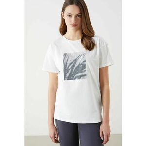 Tricou cu decolteu la baza gatului si imprimeu imagine