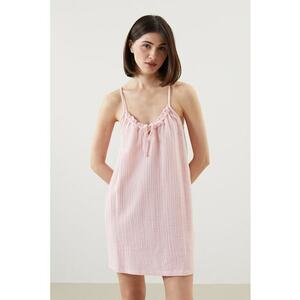 Rochie striata fara maneci imagine