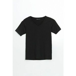 Tricou cu decolteu in V imagine