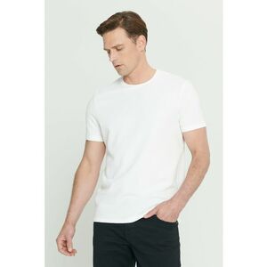 Tricou cu decolteu la baza gatului imagine