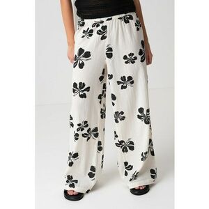 Pantaloni cu croiala dreapta si model floral imagine