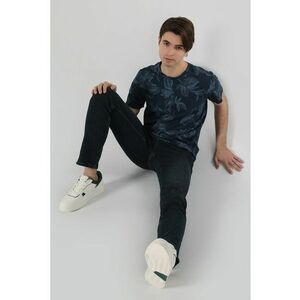 Tricou regular fit cu model floral imagine