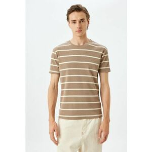 Tricou cu decolteu la baza gatului si model in dungi imagine