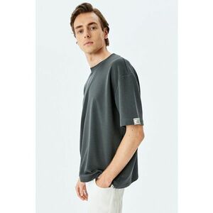 Tricou uni cu decolteu la baza gatului imagine