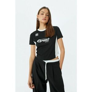 Tricou slim fit cu detalii contrastante imagine