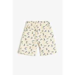 Pantaloni scurti cu model si talie elastica imagine