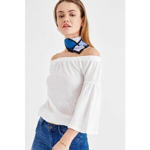 Bluza uni cu decolteu pe umeri imagine