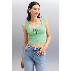 Bluza crop cu decolteu patrat imagine