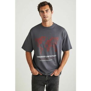 Tricou cu imprimeu grafic imagine